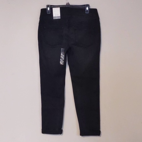 Style & Co Pull On Boyfriend Jeans in Black Smudge Small - Picture 6 of 11